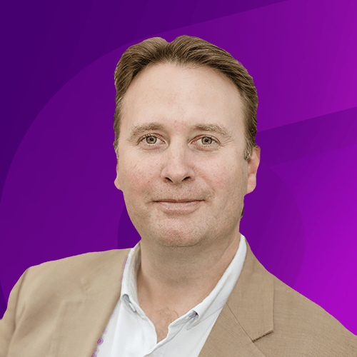 Julian Keil | Director of Customer Success, iluminr