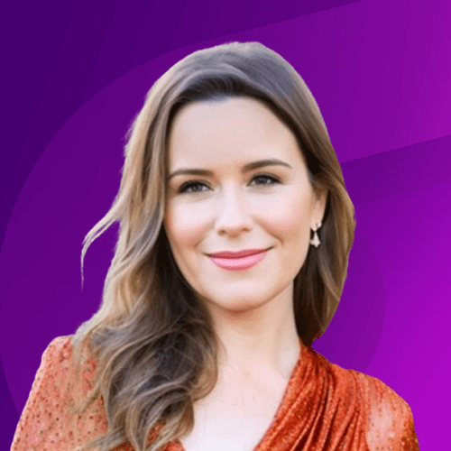 Paula Fontana | VP of Global Marketing, iluminr