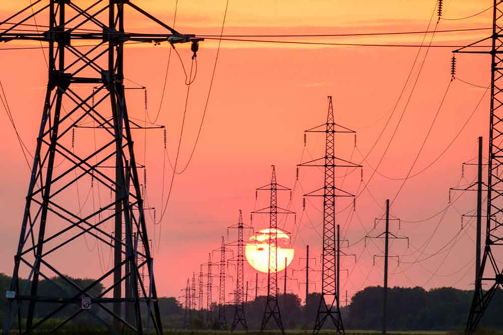 Heatwave Havoc: Grid Collapse